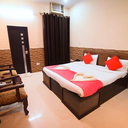Taraji Resort Ayodhya Luaran gambar